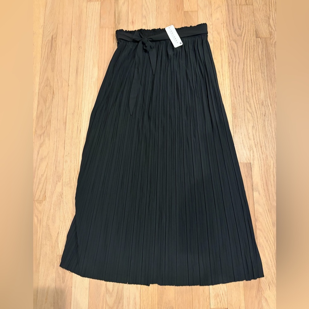 Jon & Anna Black A-Line Skirt